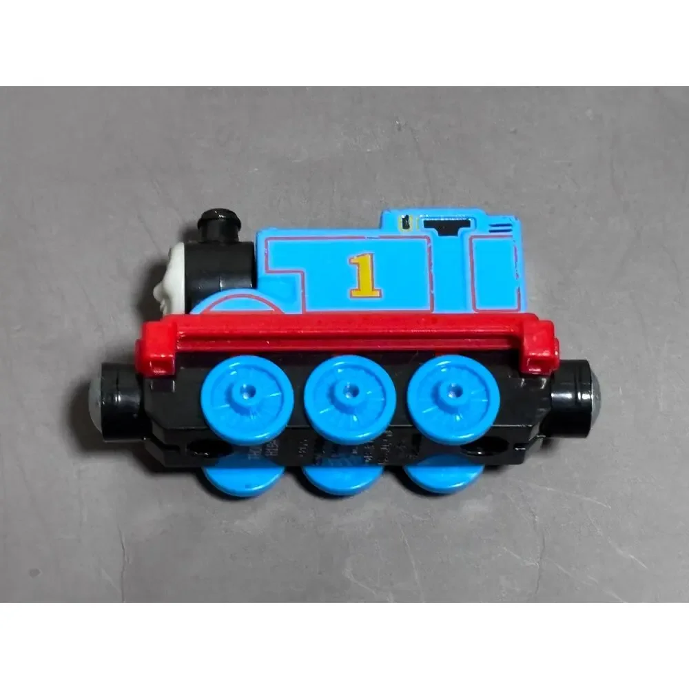 Thomas the Train Take N Play Metal Diecast 2013 Gullane Mattel  Magnetic
